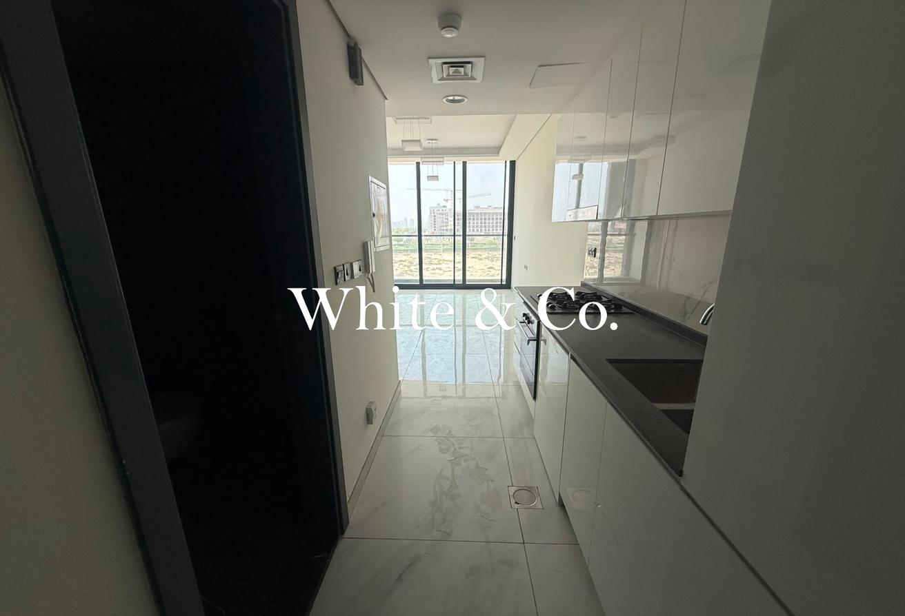 Open View | Spacious | Ready to move in photo 2