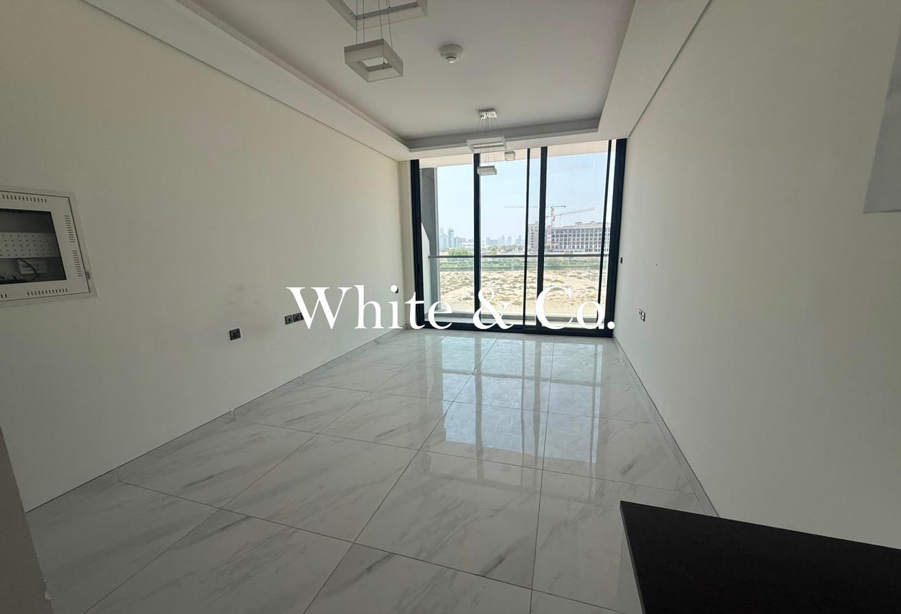 Open View | Spacious | Ready to move in photo 4