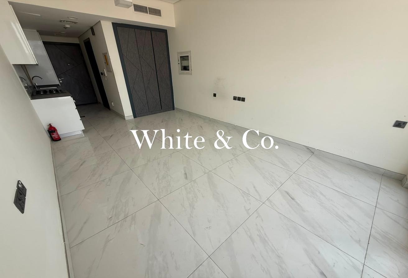 Open View | Spacious | Ready to move in photo 5