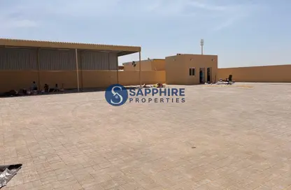 أرض - استوديو للايجار في الصجعة الصناعية - الصجعة - الشارقة