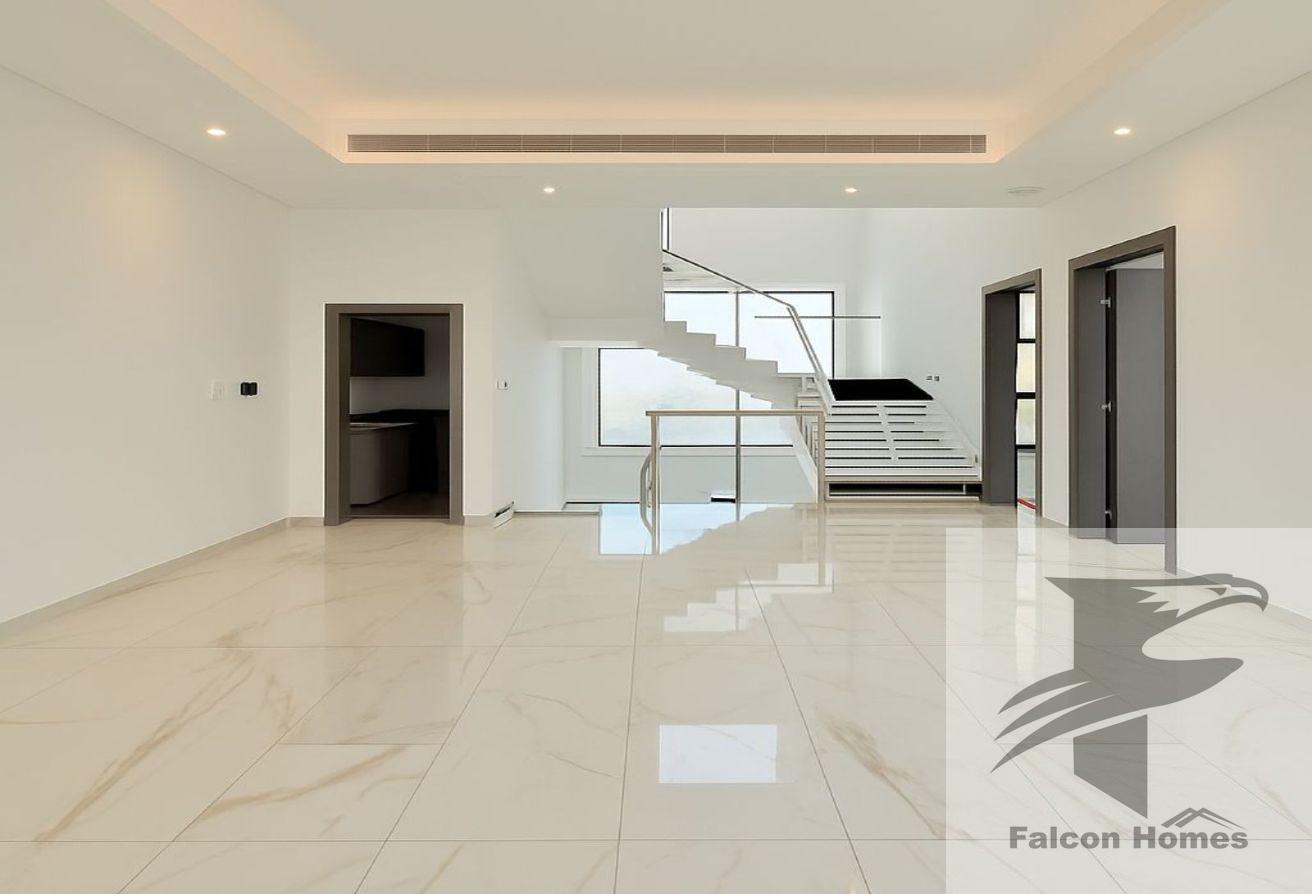 Well Maintained | 5BR Gorgeous Villa | Garden photo 14