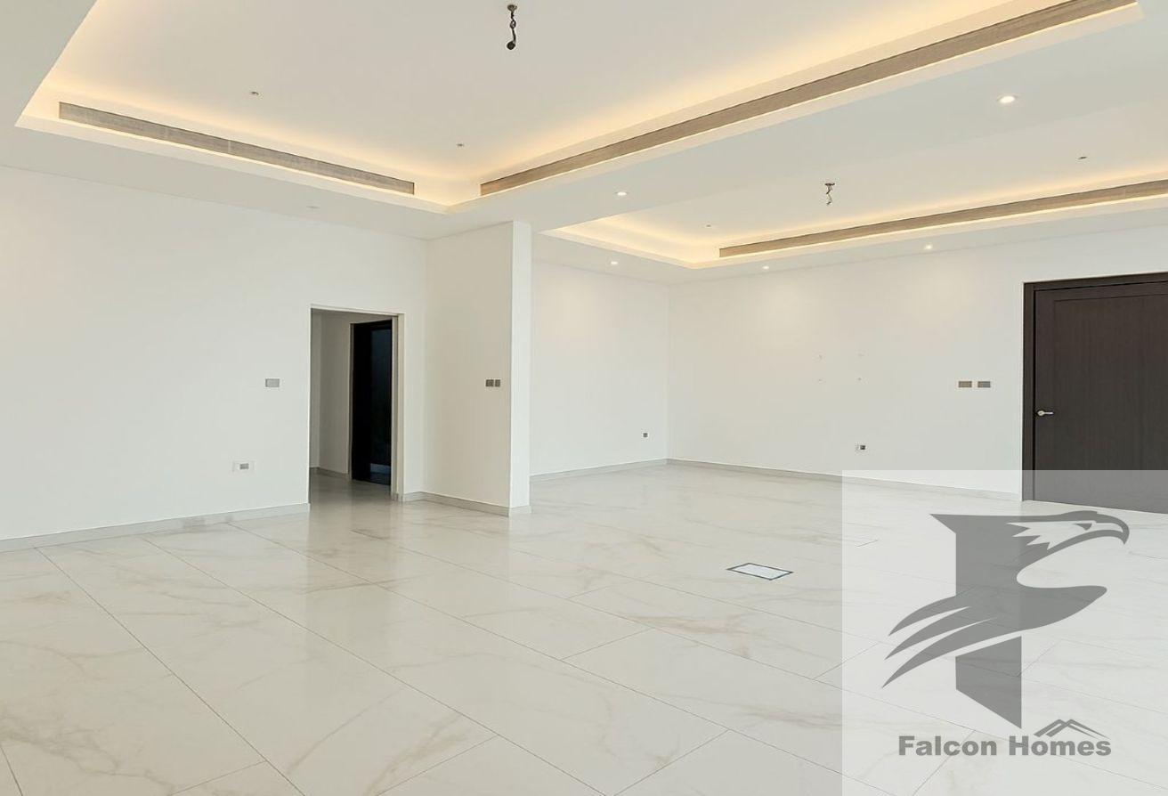 Well Maintained | 5BR Gorgeous Villa | Garden photo 10