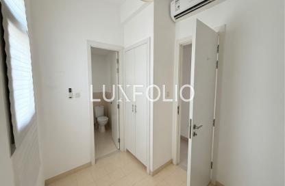 Townhouse - 3 - 3 for rent in Hayat Townhouses - Town Square - Dubai