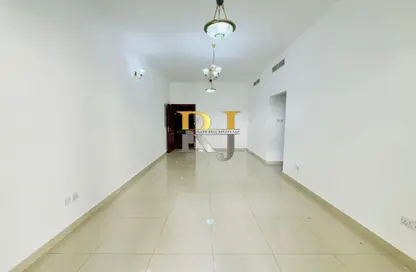 شقة - 2 غرف نوم - 2 حمامات للايجار في مبنى منخول - منخول - بر دبي - دبي