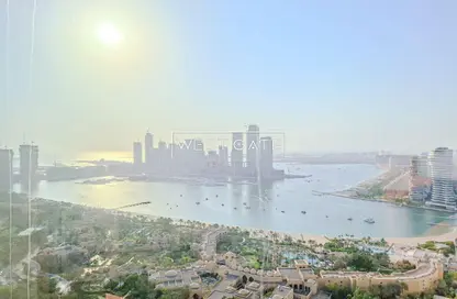 Apartment - 2 Bedrooms - 4 Bathrooms for rent in Palm View - Dubai Media City - Dubai