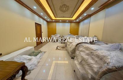 Villa - 6 - 7 for rent in Al Tay East - Al Suyoh - Sharjah Villa - 6 - 7 for rent in Al Tay East - Al Suyoh - Sharjah