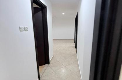 Apartment - 3 Bedrooms - 3 Bathrooms for rent in Al Khan Corniche - Al Khan - Sharjah