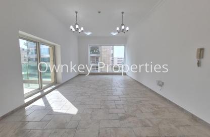 Apartment - 1 Bedroom - 3 Bathrooms for rent in Gulf Residence Tower B - Oud Metha - Bur Dubai - Dubai