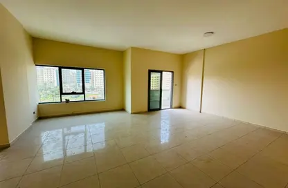 شقة - 3 غرف نوم - 4 حمامات للايجار في المجاز 3 - المجاز - الشارقة