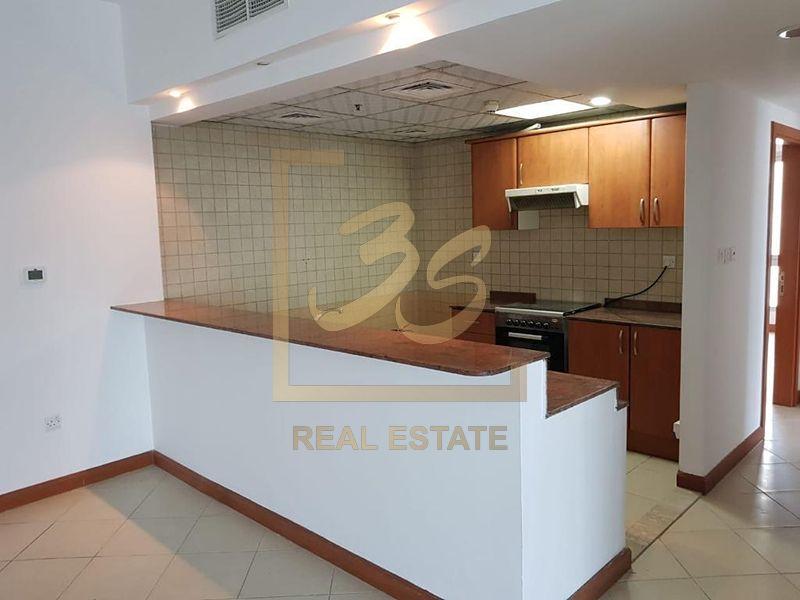 Near Metro | Available Now | Chiller Free | by 209908 