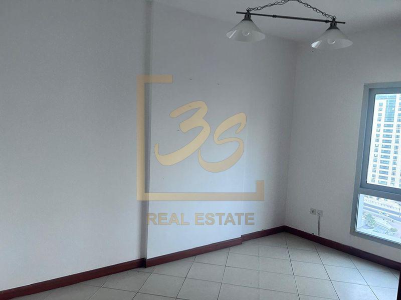 Near Metro | Available Now | Chiller Free | by 209908 