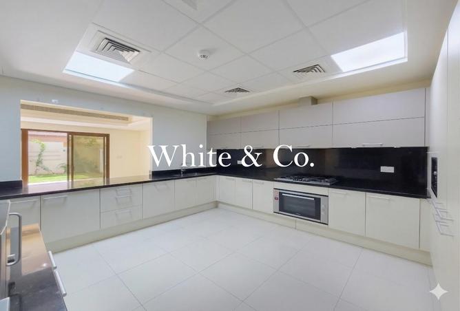 83663234 - Property Image 2