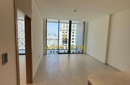 Apartment - 1 - 2 for rent in Binghatti Pinnacle - Dubai Healthcare City 2 - Al Jaddaf - Dubai