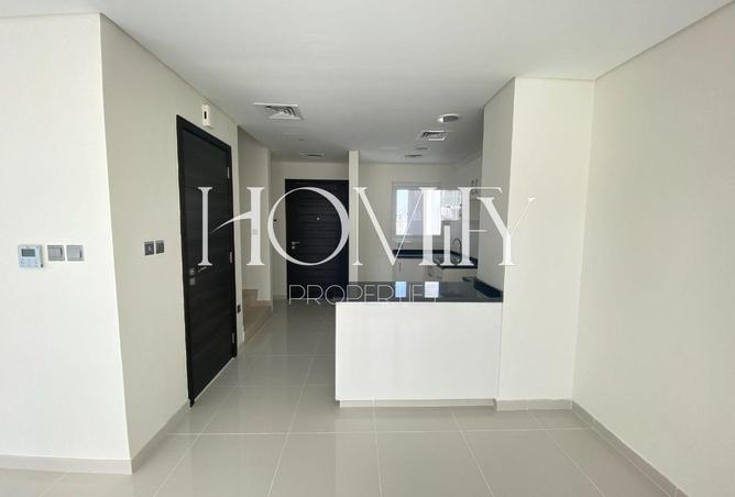 105956302 - Property Image 2
