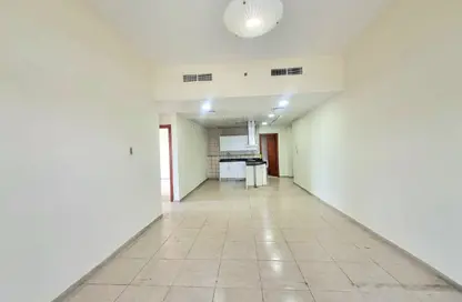 Apartment - 2 Bedrooms - 2 Bathrooms for rent in Palace Tower 2 - Palace Towers - Dubai Silicon Oasis - Dubai Apartment - 2 Bedrooms - 2 Bathrooms for rent in Palace Tower 2 - Palace Towers - Dubai Silicon Oasis - Dubai