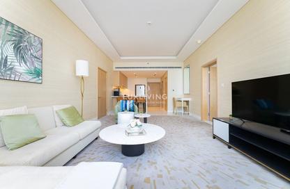 Apartment - 1 Bedroom - 2 Bathrooms for rent in The Palm Tower - Palm Jumeirah - Dubai