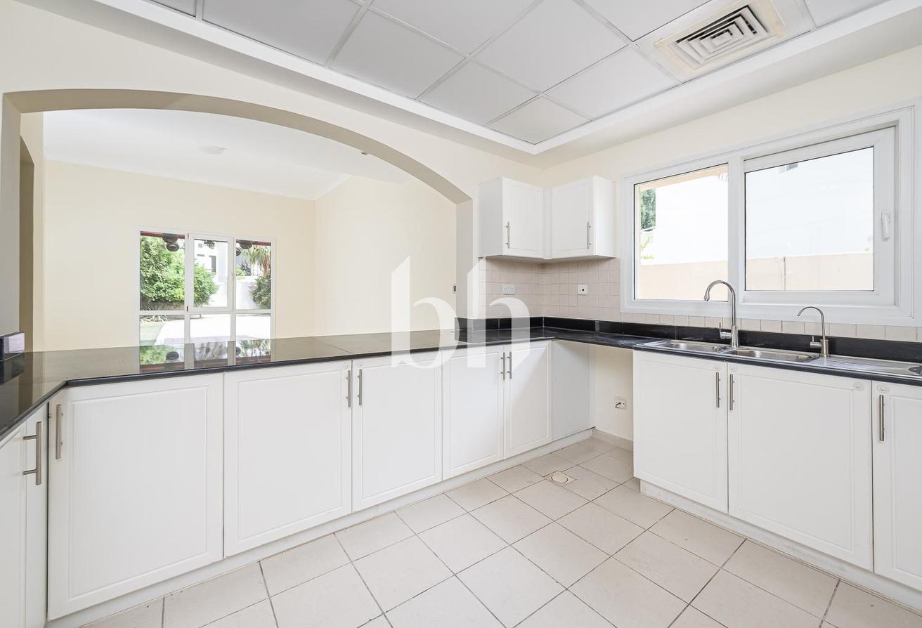 Exclusive | Opposite Pool and Park | Large Plot photo 2