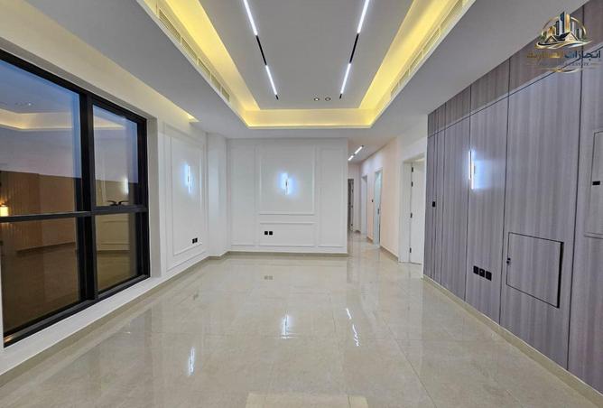 106392247 - Property Image 2