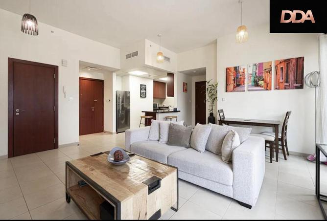 طابق منخفض | غرفة نوم واحدة مفروشة بالكامل | موقع متميز في جميرا بيتش ريزيدنس