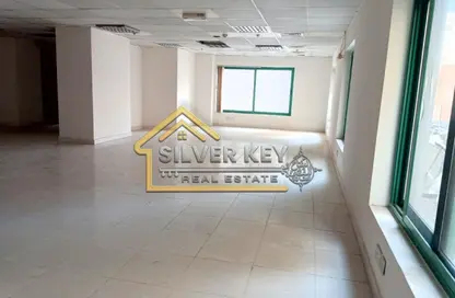 مكتب - استوديو - 1 حمام للايجار في ميدان الرولة - منطقة الرولة - الشارقة