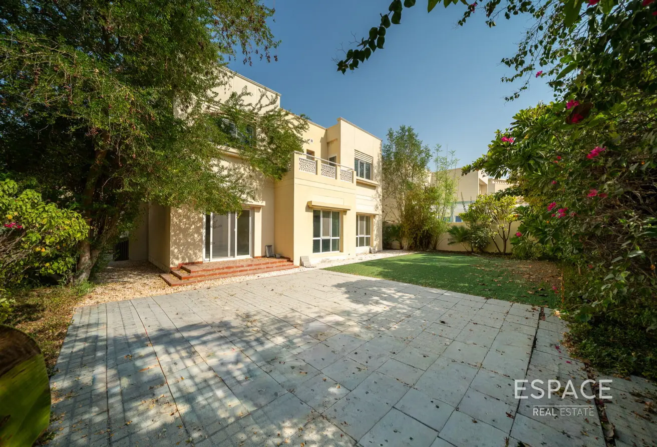 123833626 - الصورة الرئيسية للعقار