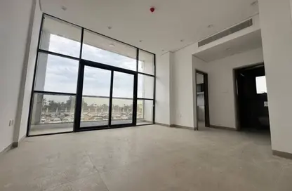 Apartment - 1 Bedroom - 1 Bathroom for rent in Al Qulaya'ah - Al Sharq - Sharjah