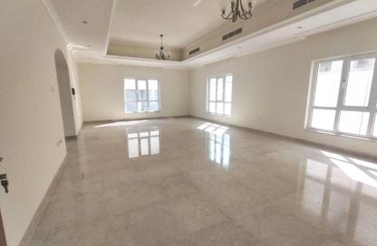 Villa - 6 Bedrooms - 7+ Bathrooms for rent in Nad Al Sheba 4 - Nad Al Sheba - Dubai