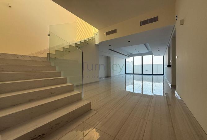 61678007 - Property Image 2