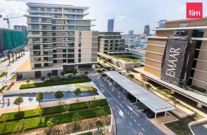Apartment - 2 Bedrooms - 2 Bathrooms for sale in Seagate Building 1 - Seagate - Mina Rashid - Dubai
