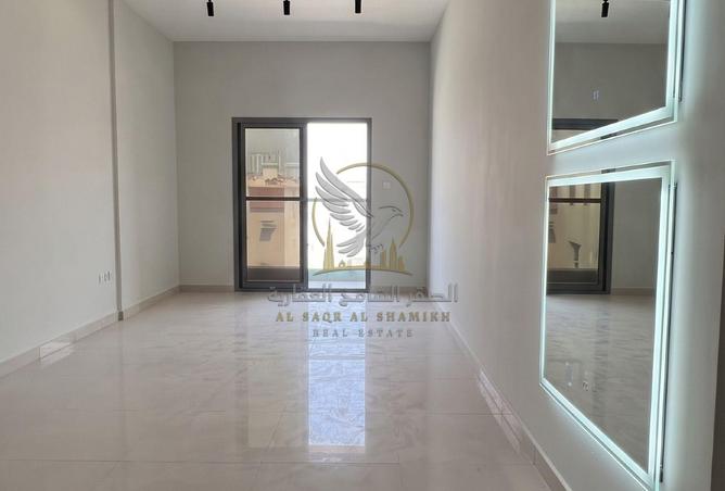 141930100 - Property Main Image