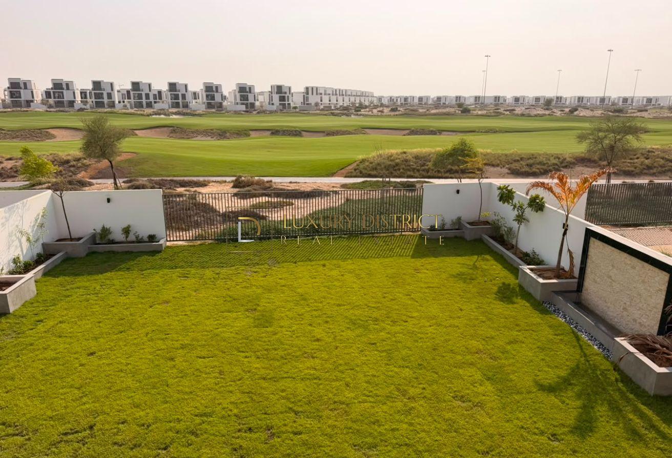 Landscaped | Brand New | Golf view Villa photo 13