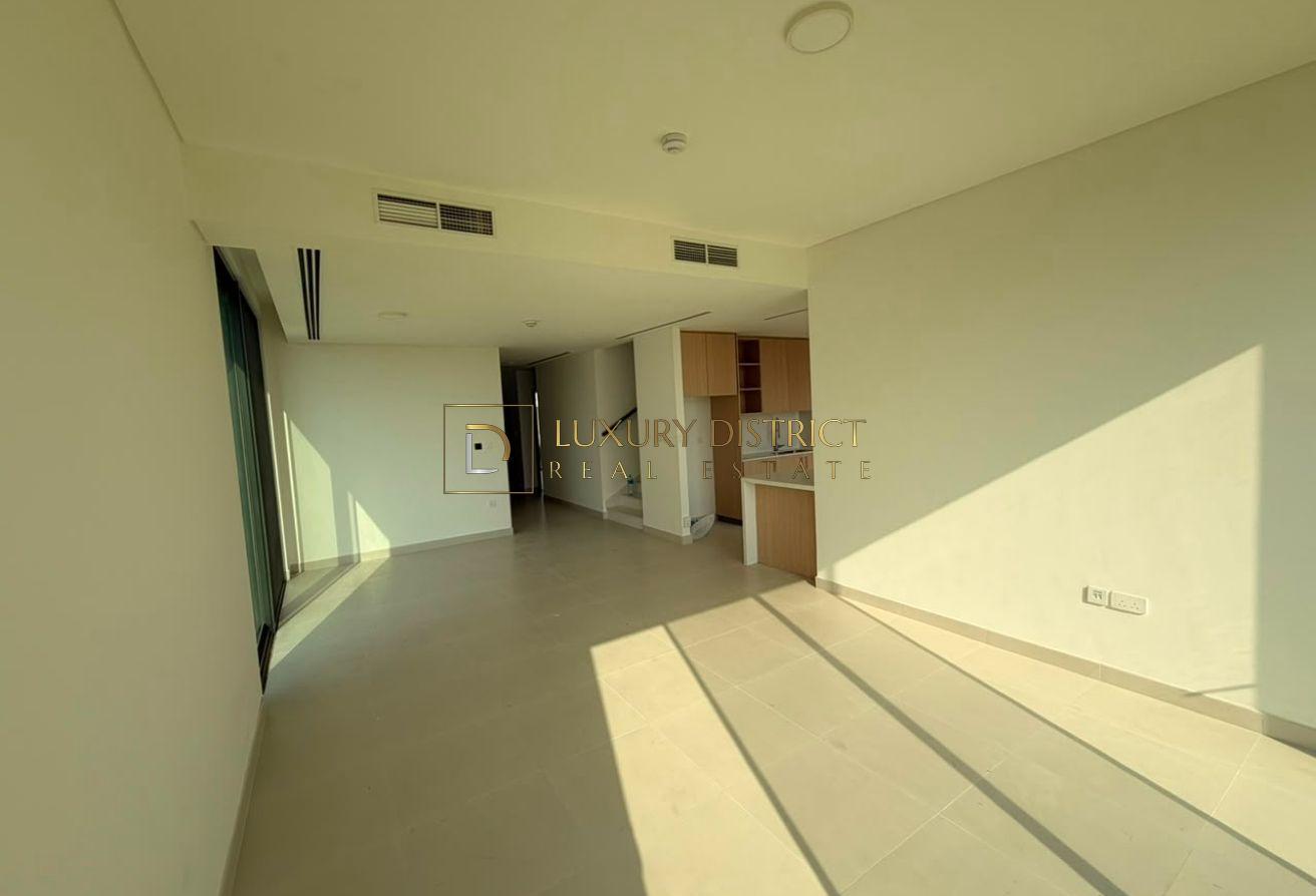 Landscaped | Brand New | Golf view Villa photo 4