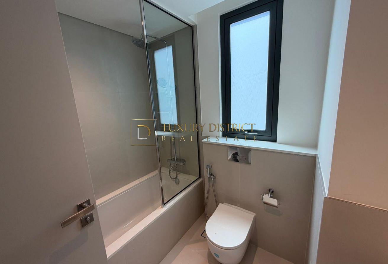 Landscaped | Brand New | Golf view Villa photo 8