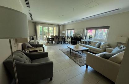 Villa - 3 Bedrooms - 2 Bathrooms for rent in Jumeirah Park Homes - Jumeirah Park - Dubai Villa - 3 Bedrooms - 2 Bathrooms for rent in Jumeirah Park Homes - Jumeirah Park - Dubai