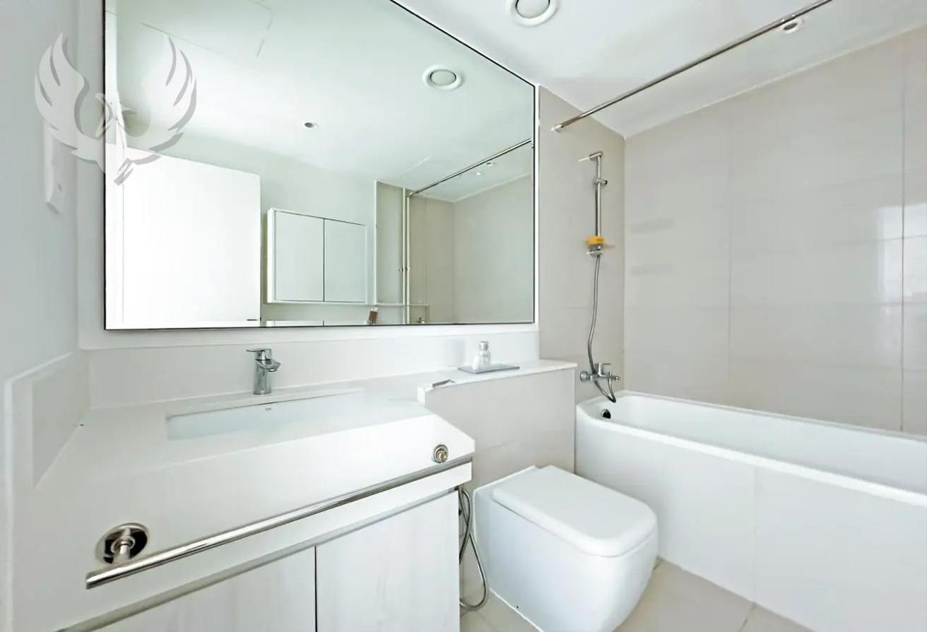 Vacant Mid October | Well Maintained photo 7