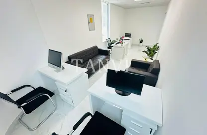 مكتب - غرفة نوم - 1 حمام للايجار في فاطمه محمد احمد بن سليمان - الرفاعة - بر دبي - دبي