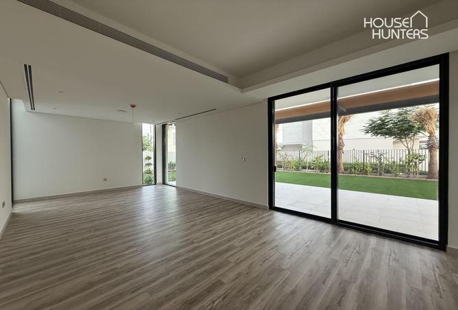 94022275 - Property Image 3