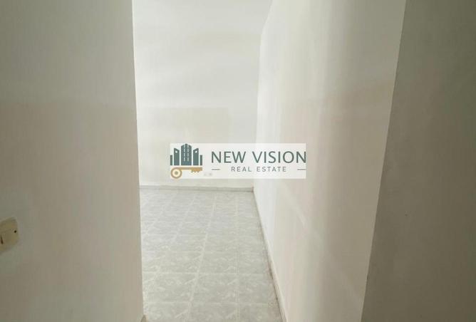 70294337 - صورة العقار 2