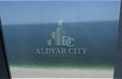 Apartment - 2 Bedrooms - 4 Bathrooms for rent in Corniche Tower - Ajman Corniche Road - Ajman