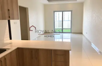 شقة - 2 غرف نوم - 3 حمامات للايجار في برج هيرا - مدينة دبي الرياضية - دبي