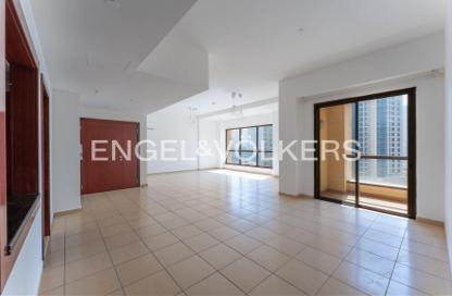Apartment - 3 Bedrooms - 4 Bathrooms for rent in Rimal 5 - Rimal - Jumeirah Beach Residence - Dubai