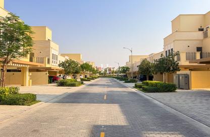 Townhouse - 4 - 3 for rent in Malta - Damac Lagoons - Dubai