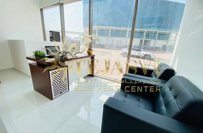 Office Space - Studio - 1 Bathroom for rent in Red Avenue - Al Garhoud - Dubai Office Space - Studio - 1 Bathroom for rent in Red Avenue - Al Garhoud - Dubai