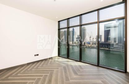 Apartment - 4 - 5 for sale in Peninsula Five - Peninsula - Business Bay - Dubai