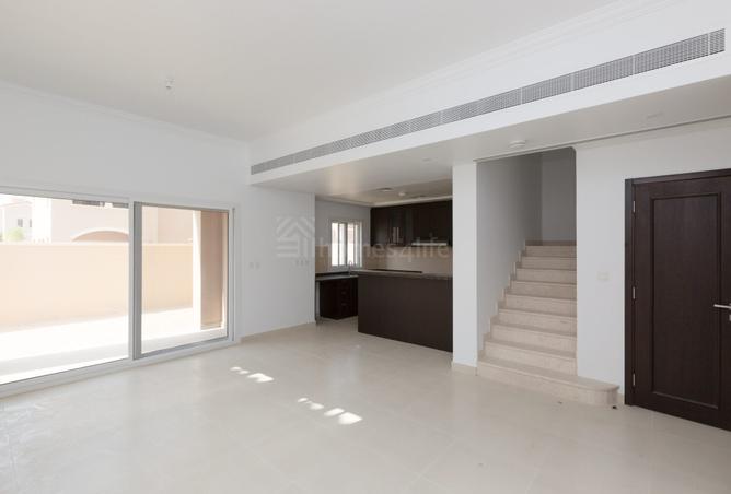 128352764 - Property Main Image