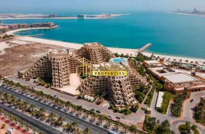 شقة - 3 غرف نوم - 4 حمامات للبيع في كهرمان - باب البحر - جزيرة المرجان - رأس الخيمة