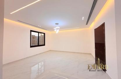 Villa - 3 Bedrooms - 5 Bathrooms for rent in Al Yasmeen 1 - Al Yasmeen - Ajman