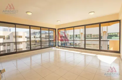 Apartment - 3 Bedrooms - 2 Bathrooms for rent in Golden Sands 2 - Mankhool - Bur Dubai - Dubai