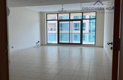 Apartment - 2 Bedrooms - 2 Bathrooms for rent in The Links East Tower - The Links - The Views - Dubai