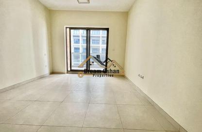 Apartment - 1 - 2 for rent in Al Waleed Garden 1 - Al Waleed Garden - Al Jaddaf - Dubai Apartment - 1 - 2 for rent in Al Waleed Garden 1 - Al Waleed Garden - Al Jaddaf - Dubai
